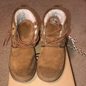 Boy uggs